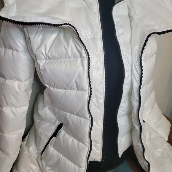 Women's White Puffer Jacket - Picture 2 of 5
